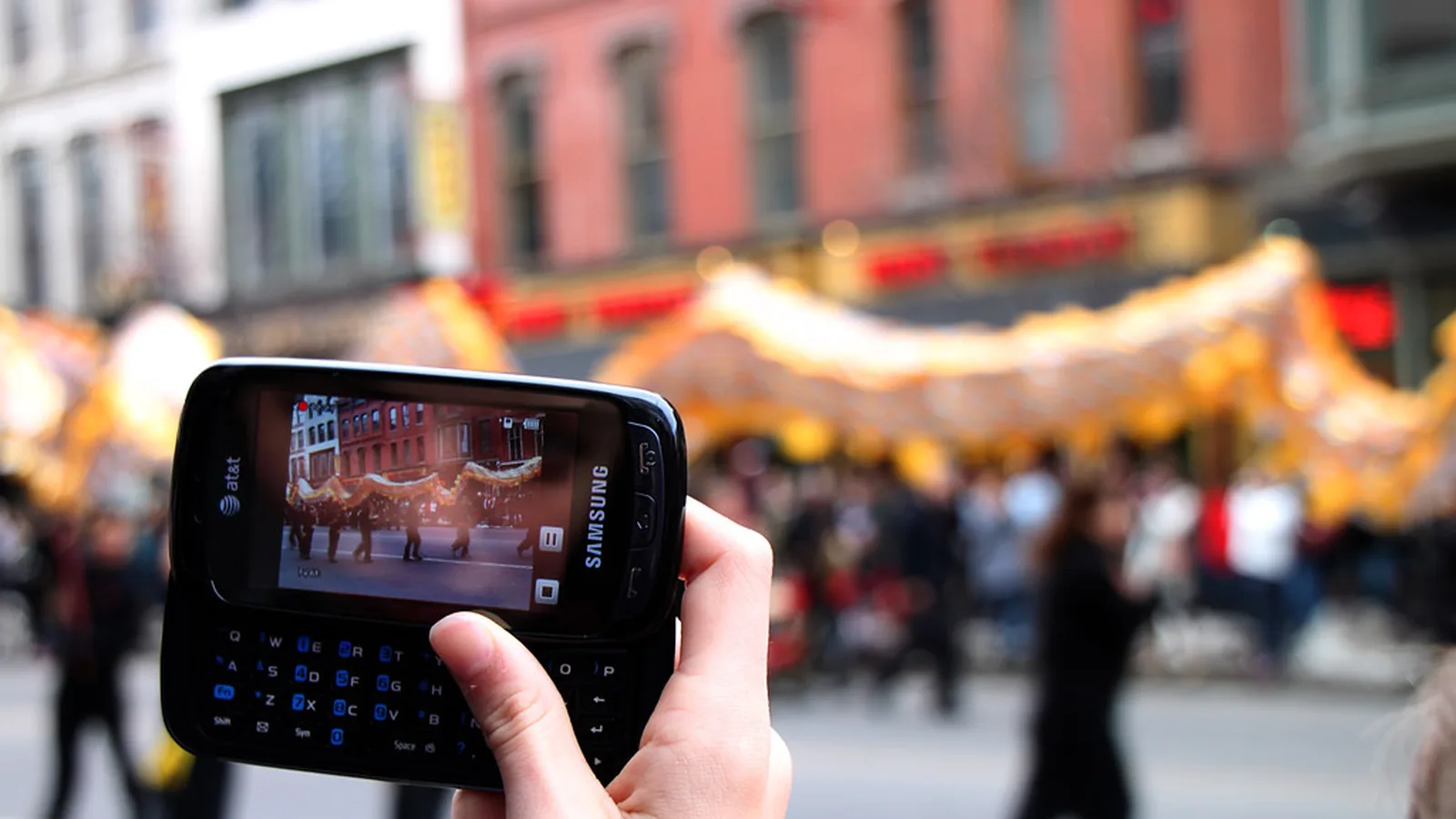 Instagram Reels for Dubai brands in 2026: hook, format, cadence